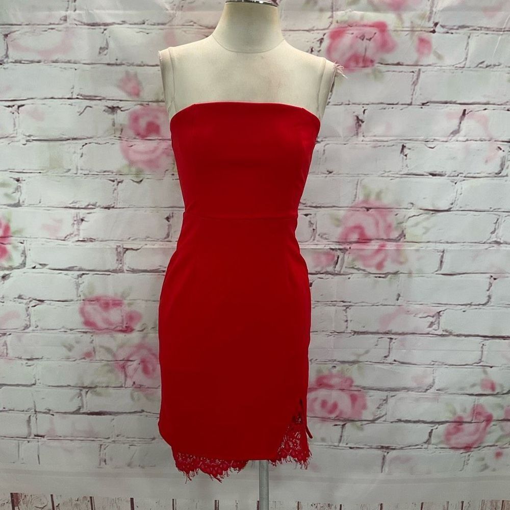 Lulu’s NWT Mateo Red Lace Strapless Bodycon Dress - Picture 5 of 14
